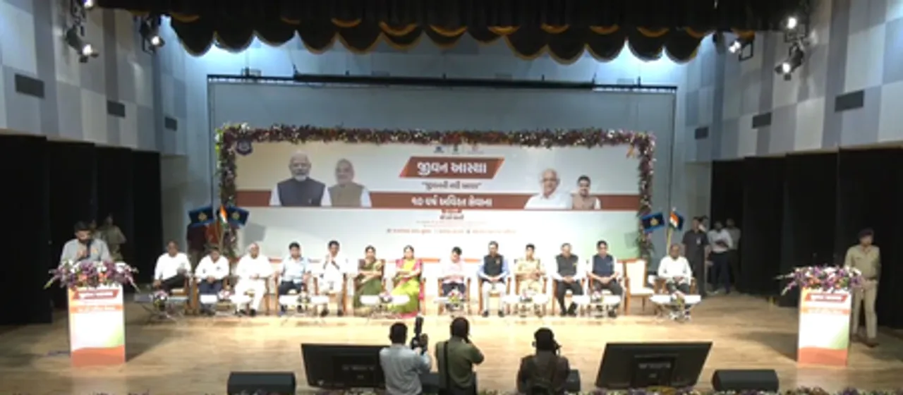 लोगों को जीवन आस्था से जोड़कर दूर करें उनकी समस्या: हर्ष संघवी