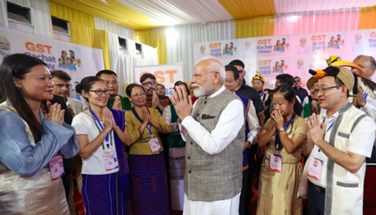 जीएसटी बचत उत्सव : प्रधानमंत्री मोदी ने ईटानगर में व्यापारियों और उद्यमियों से बातचीत की