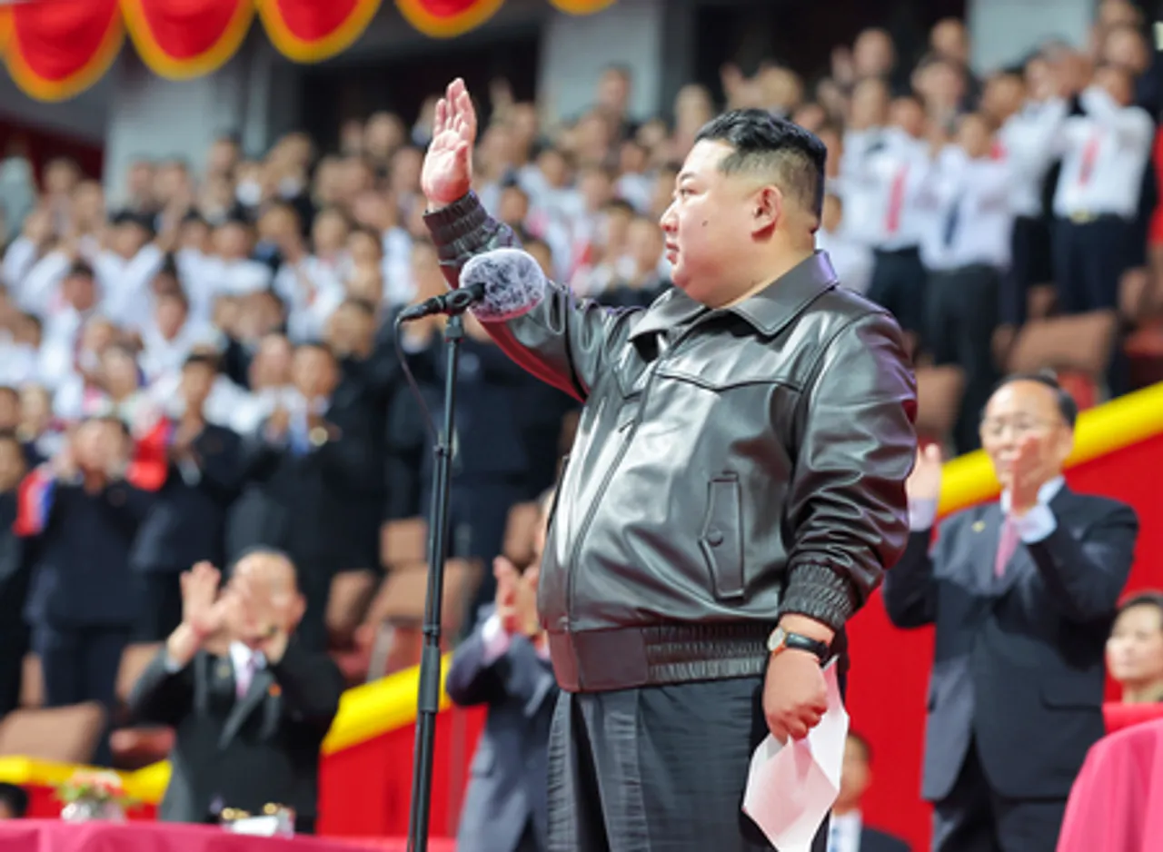 N.K. leader watches grand mass gymnastics, artistic performance