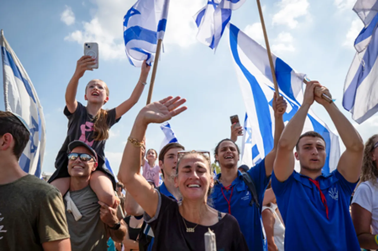 Hostages Return to Israel