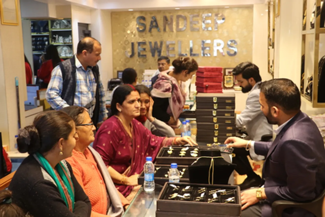 Dhanteras Shopping in Shimla