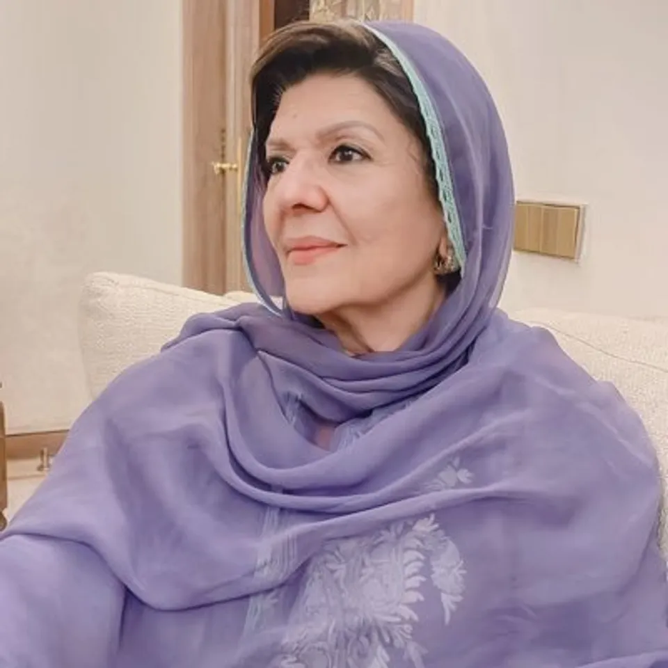 Pakistan: Anti-terrorism court directs police to arrest Imran Khan's sister