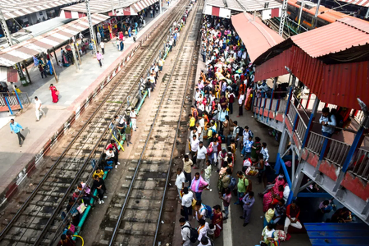 Patna: Travel Rush Ahead of Chhath Festival