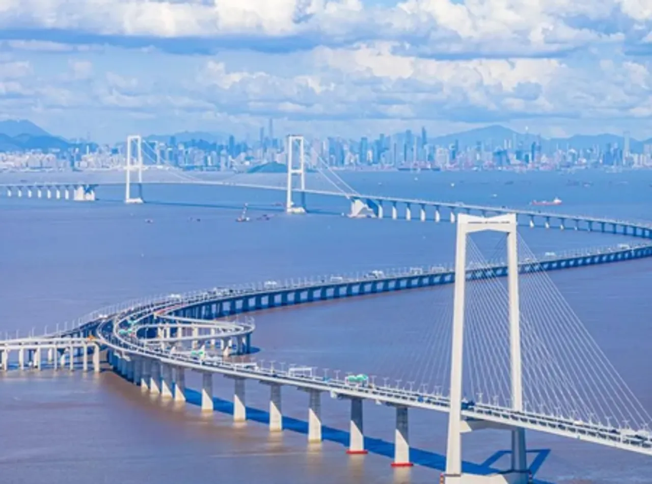 सीपीसी केंद्रीय समिति ने गैर-पार्टी सदस्यों के साथ एक संगोष्ठी की आयोजित