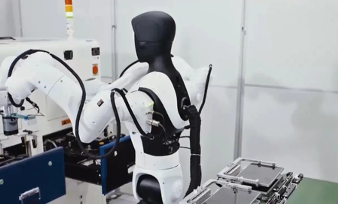 विश्व की पहली सन्निहित बुद्धिमान प्रौद्योगिकी का उपयोग शुरू