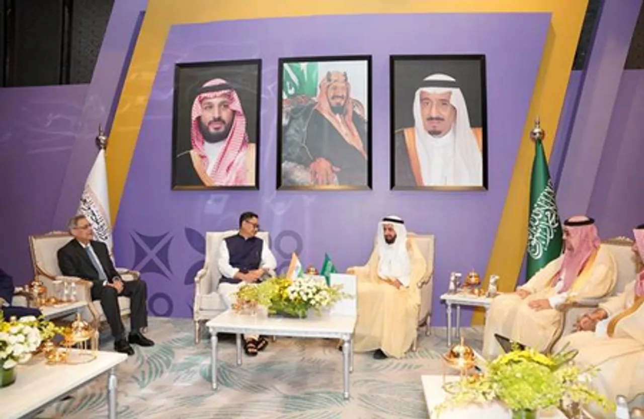 केंद्रीय मंत्री किरेन रिजिजू ने सऊदी अरब का किया दौरा