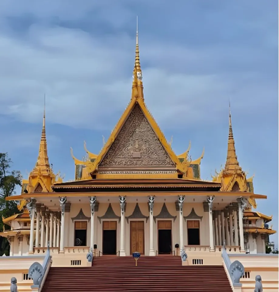 शी चिनफिंग ने कंबोडिया की स्वतंत्रता की 72वीं वर्षगांठ पर बधाई संदेश भेजा