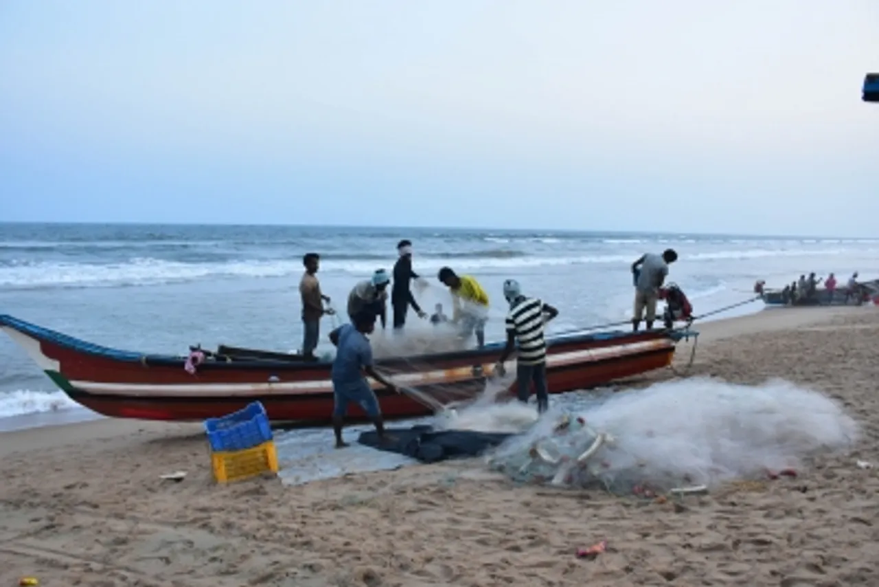 14 Indian fishermen from TN arrested by Sri Lankan Navy