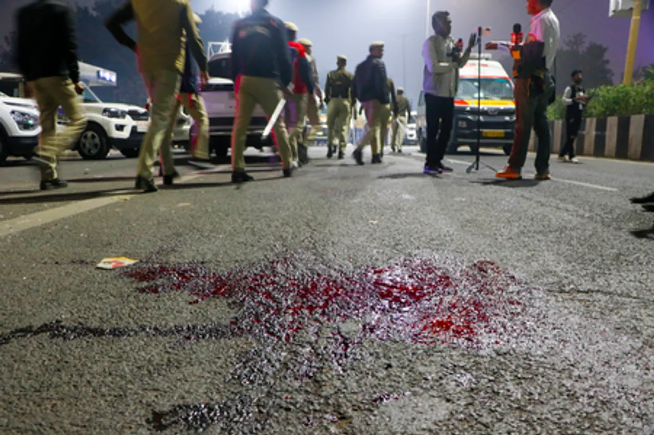 Car Blast Reported Near Lal Quila Metro Station