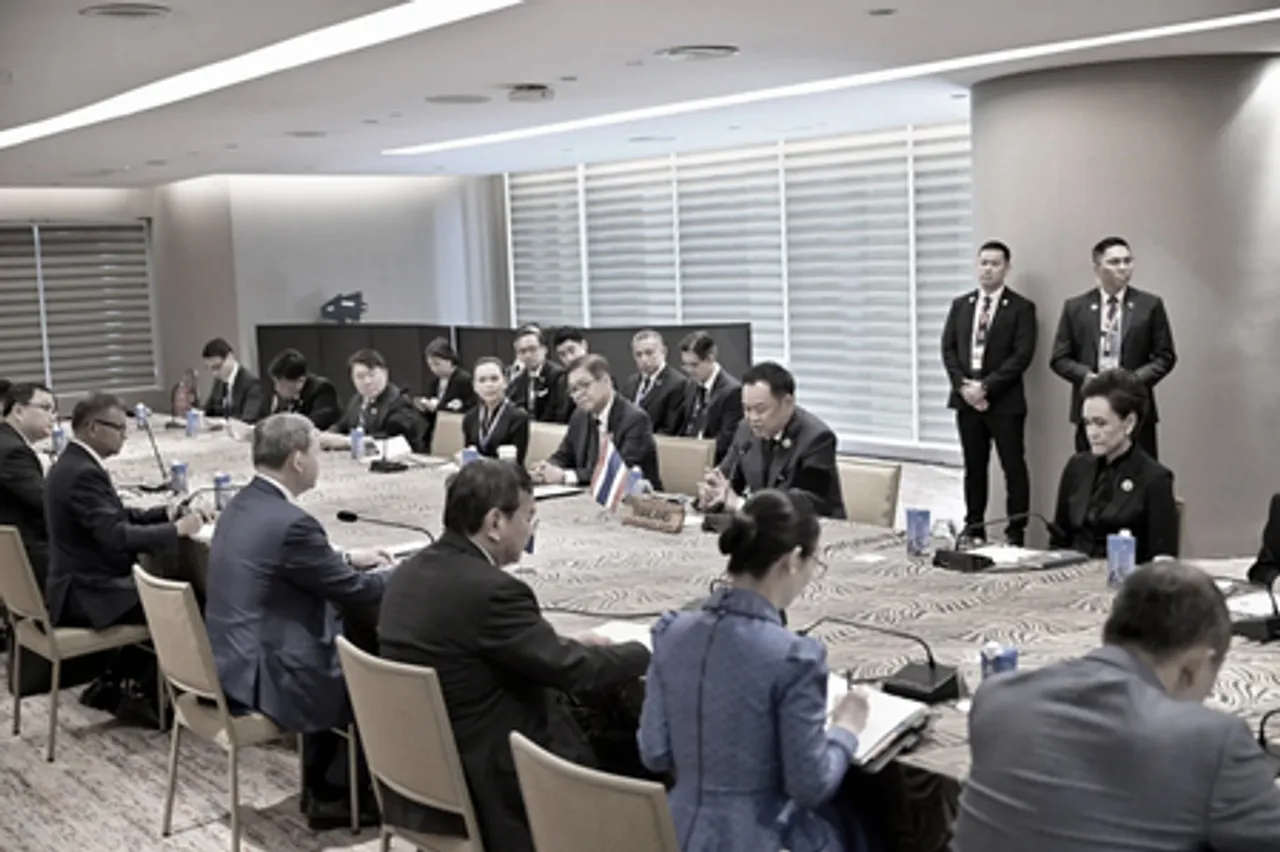 थाईलैंड- कंबोडिया सीमा पर बढ़ा तनाव, एक की मौत