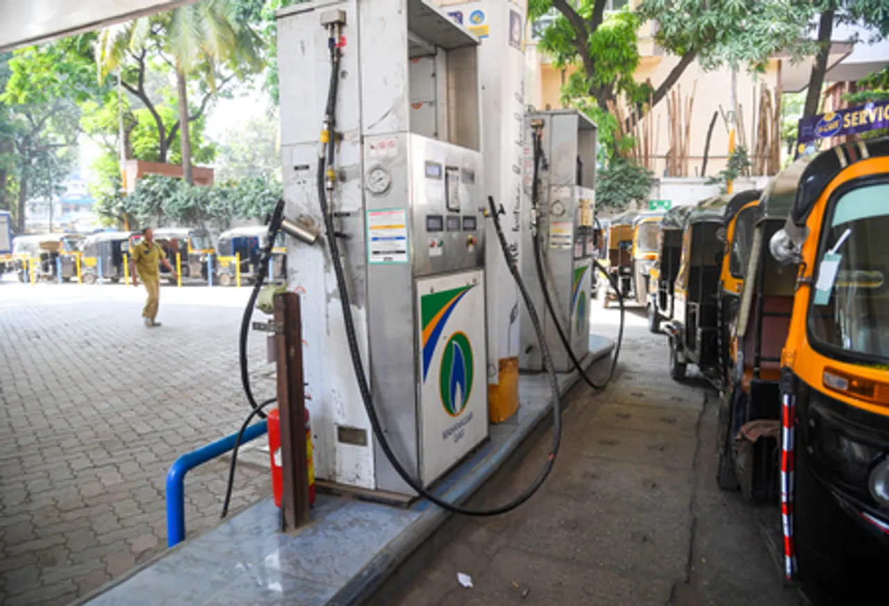 Indian city gas distribution companies' operating profit to rise 8-12 pc this fiscal