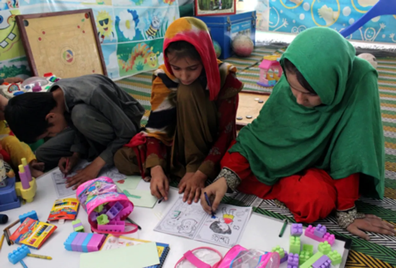 Afghanistan seeks to strengthen financial ties with India as returning refugees add to its economic woes