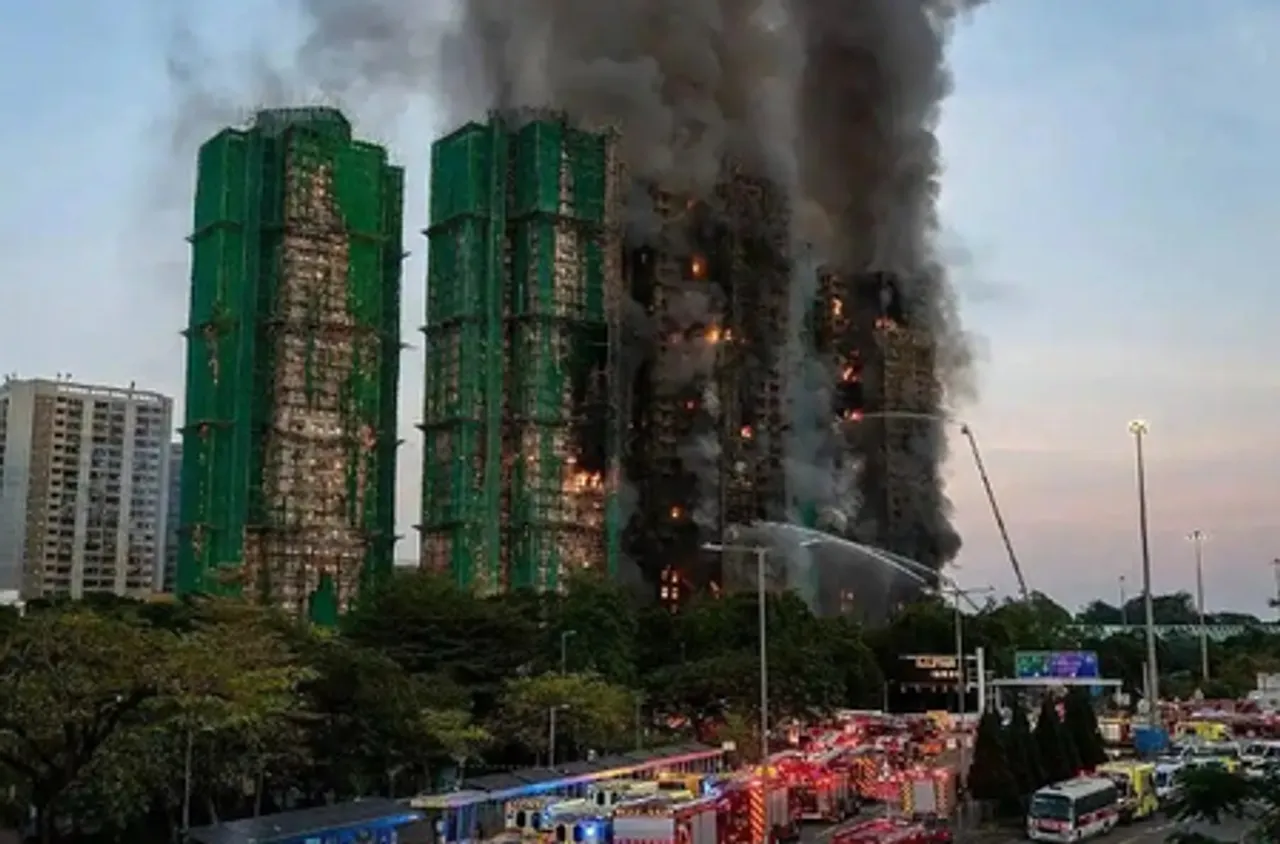 शी चिनफिंग ने हांगकांग अग्निकांड पर संवेदना व्यक्त करते हुए न्यूनतम नुकसान की मांग की