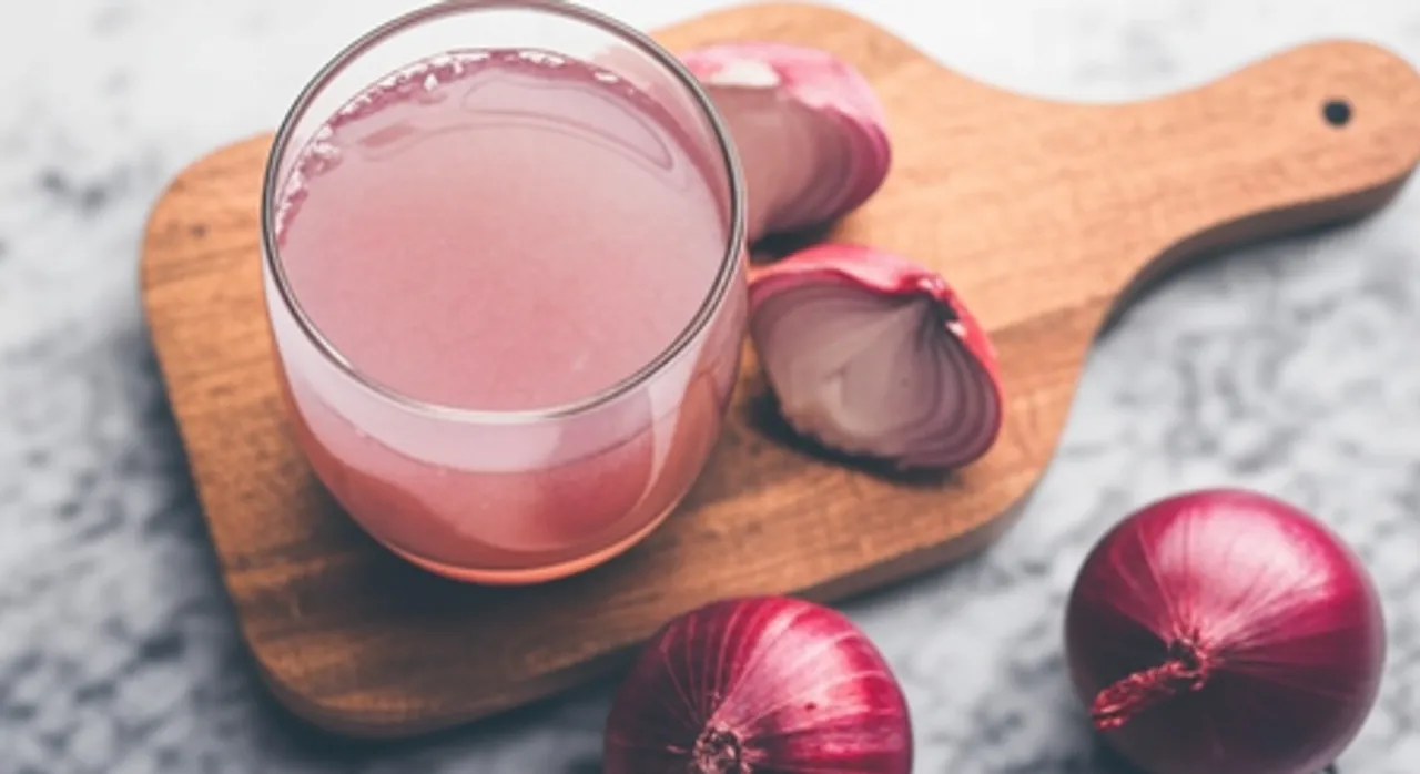 बालों को पोषण देगा प्याज का रस, झड़ने समेत अनेक समस्याओं से मिलेगी राहत