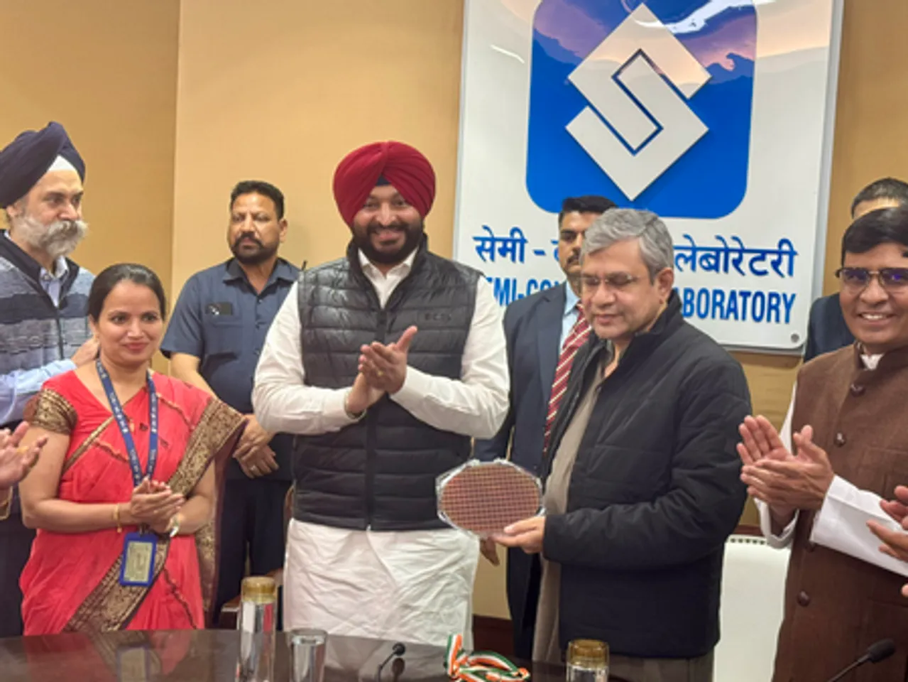 Industry hails initiative to modernise semiconductor laboratory with Rs 4,500 crore outlay