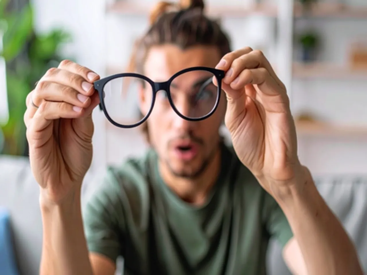 सर्दियों में सबसे ज्यादा प्रभावित होती हैं आंखें, आयुर्वेद में बताए गए हैं नेत्र की कमजोरी को दूर करने के उपाय