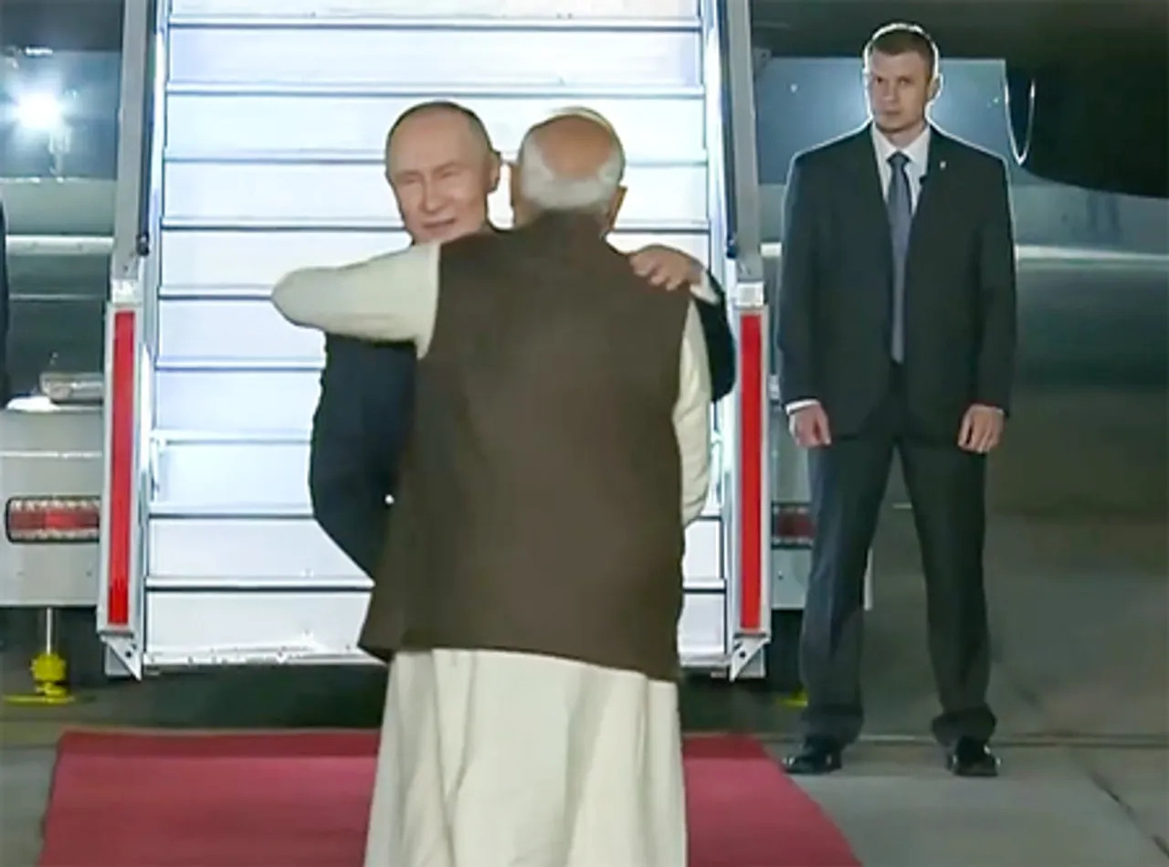 New Delhi: Putin arrives in New Delhi for two-day State visit