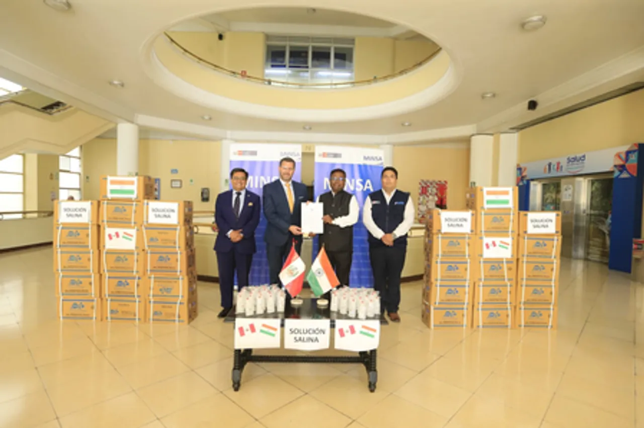 Solidarity with Global South: India delivers 250,000 saline bottles to Peru