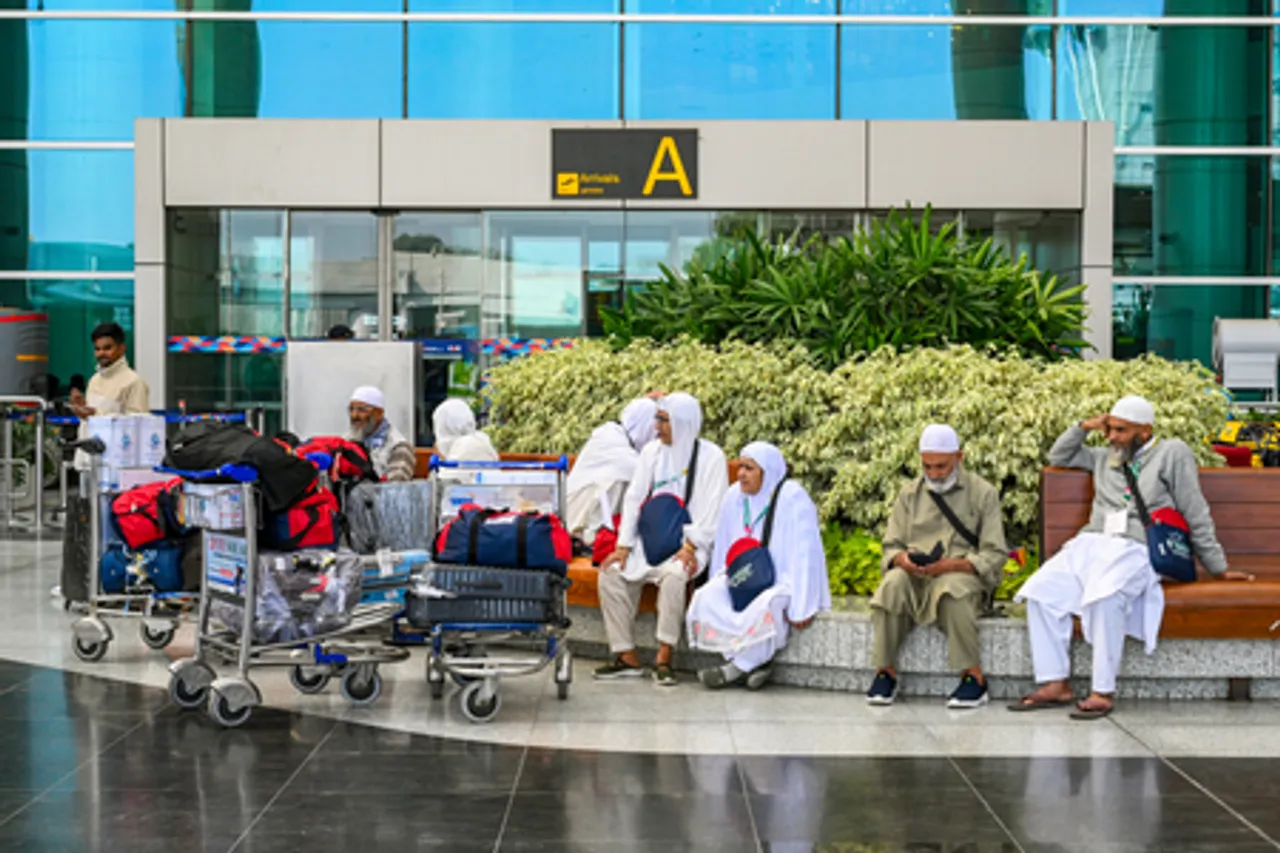 भारत के 93 हवाई अड्डों ने शुरू किया 100 प्रतिशत ग्रीन एनर्जी का उपयोग : केंद्र