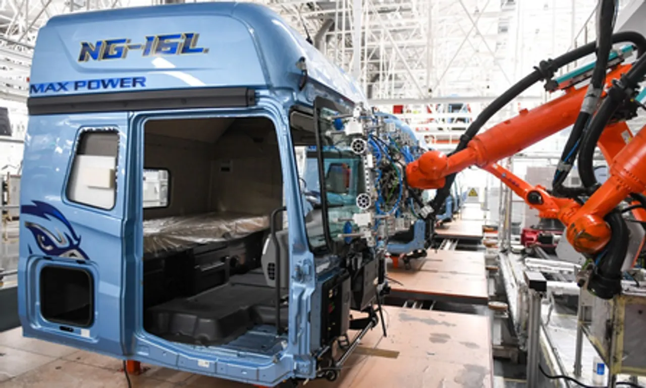 शी चिनफिंग ने केंद्रीय उद्यमों से चीनी आधुनिकीकरण के लिए अधिक योगदान देने की मांग की