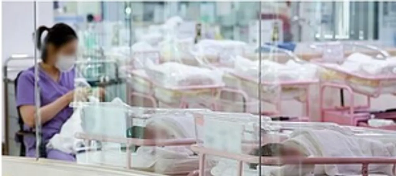 South Korea's childbirths rise for 16th consecutive month in October: data