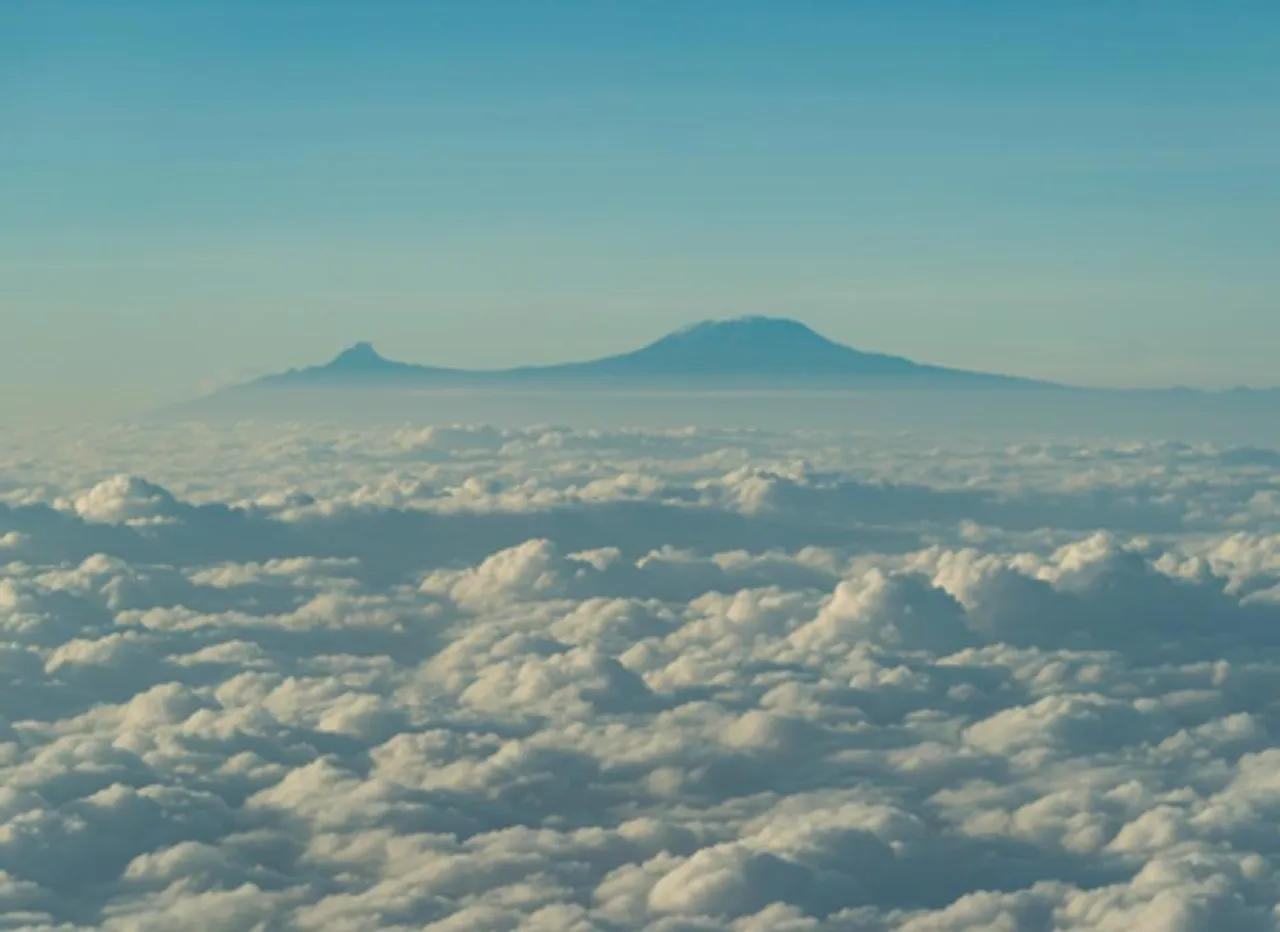 Five killed in helicopter crash on Mount Kilimanjaro