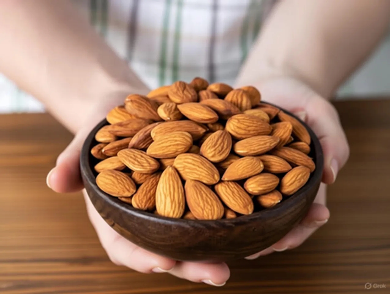 छोटा सा बादाम, बड़े फायदे: रोज सही मात्रा में खाने से दिल, दिमाग और शरीर रहते हैं मजबूत