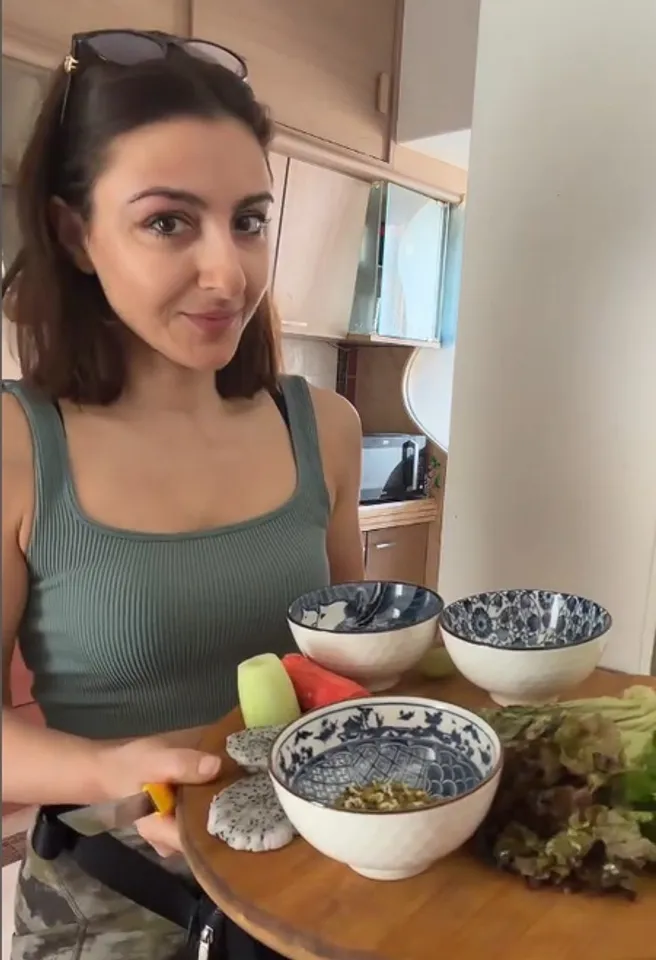 Green juice, soha ali khan