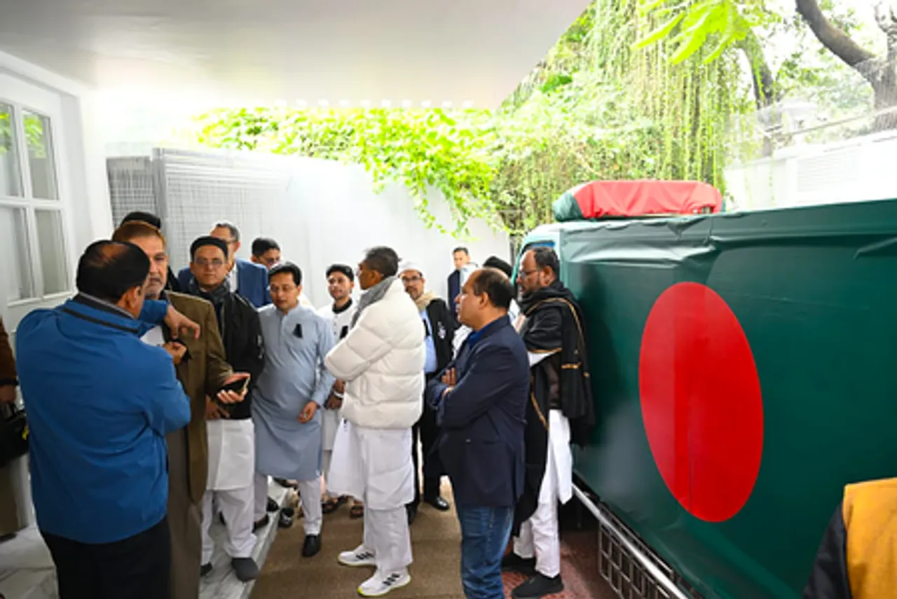 Dhaka: Begum Khaleda Zia’s Mortal Remains Brought to Gulshan Residence