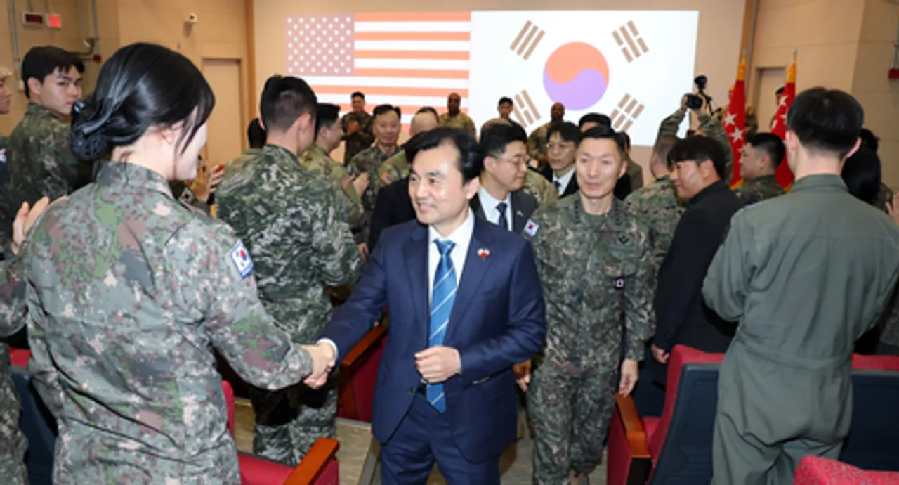 South Korea's Defence Minister urges firm combined readiness posture during visit to joint command