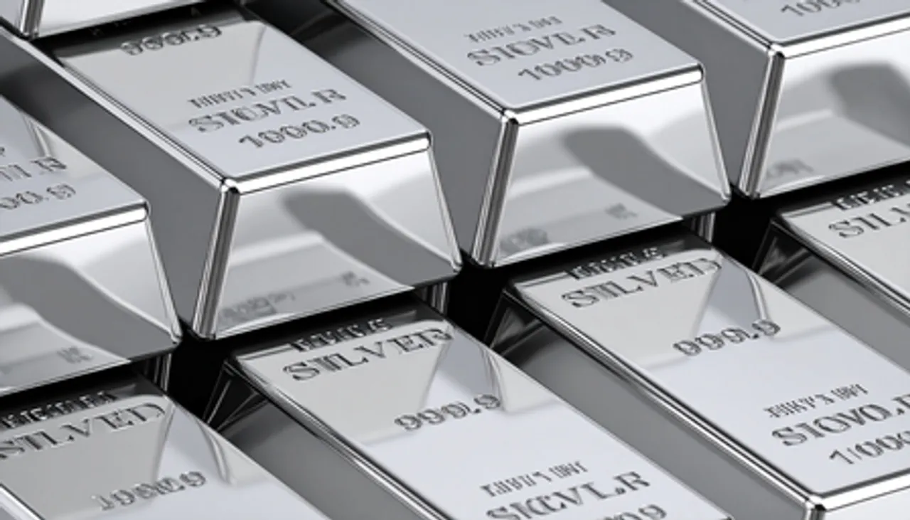 चांदी और कॉपर में गिरावट से मेटल शेयरों की फिकी पड़ी चाल, स्टॉक्स करीब 6.35 प्रतिशत तक लुढ़के