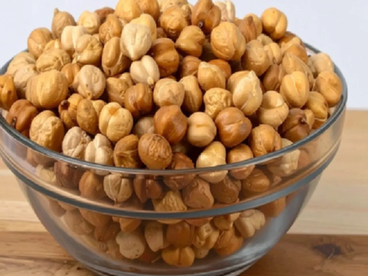 सर्दियों में भुने चने का सेवन बदल देगा जिंदगी, शरीर को मिलेंगे अनगिनत फायदे