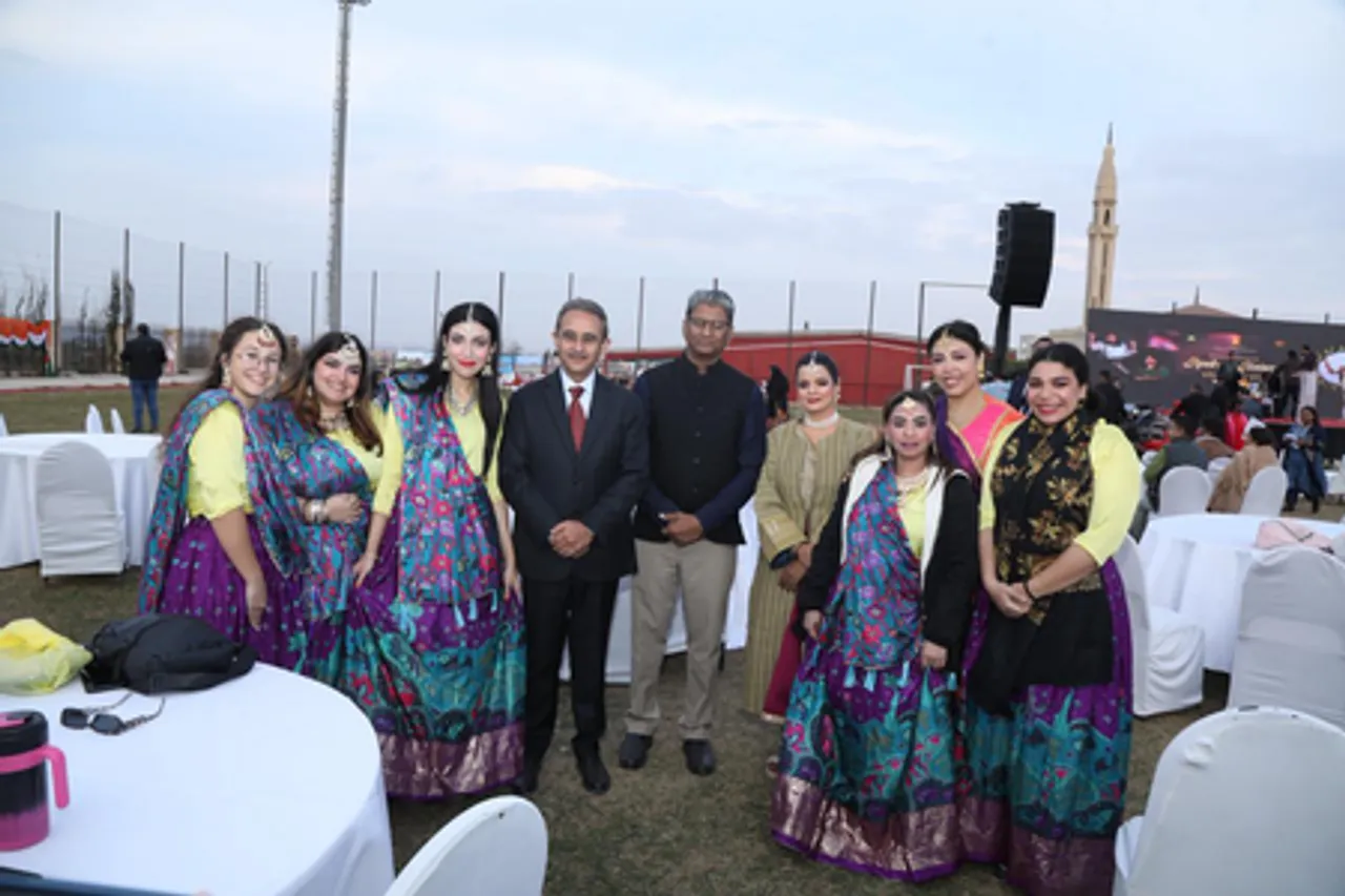 MoS Kirti Vardhan Singh interacts with Indian diaspora at Bharat Milan in Egypt