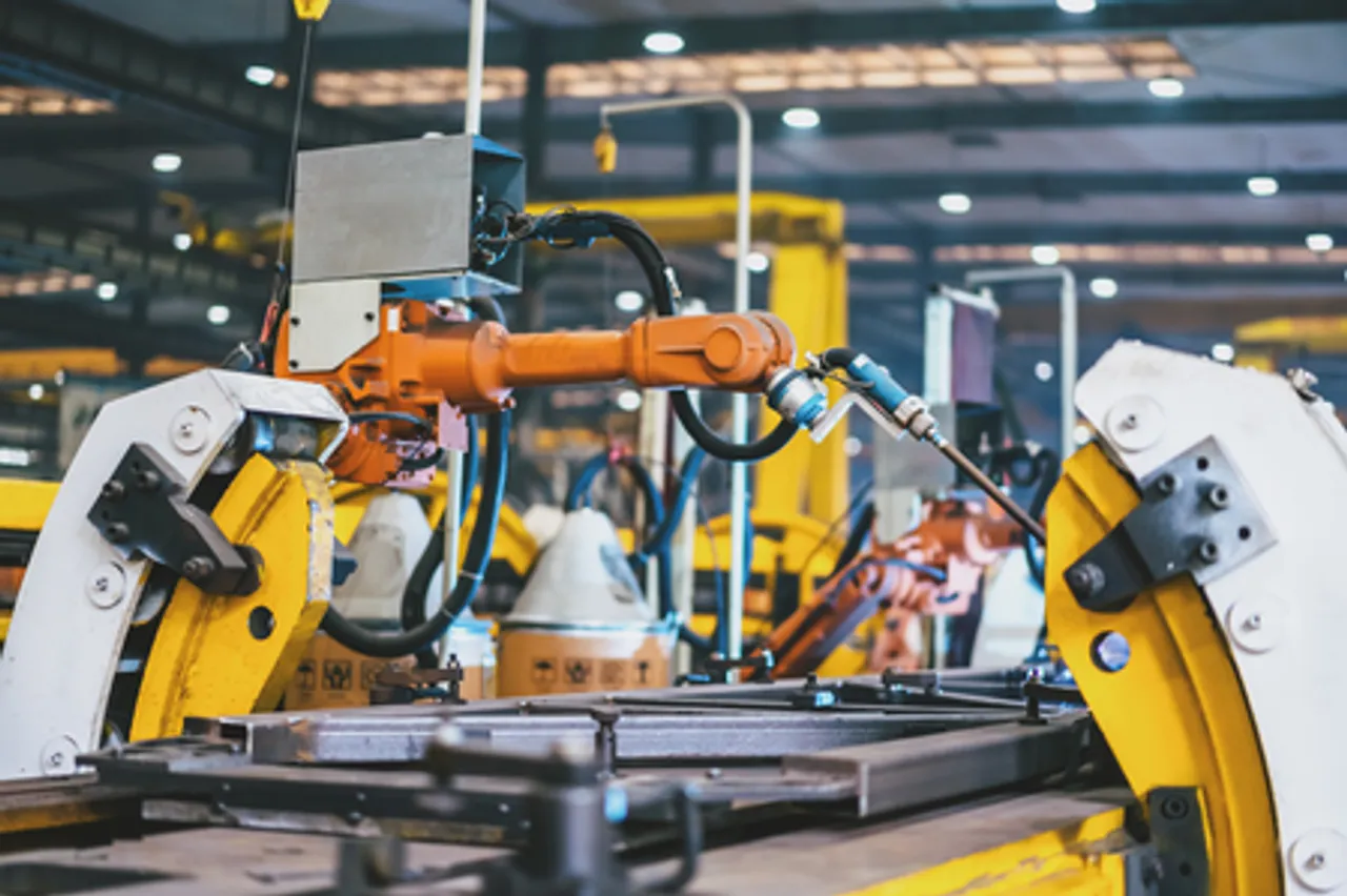 अर्थव्यवस्था में स्थिरता की आधारशिला बनता विनिर्माण क्षेत्र