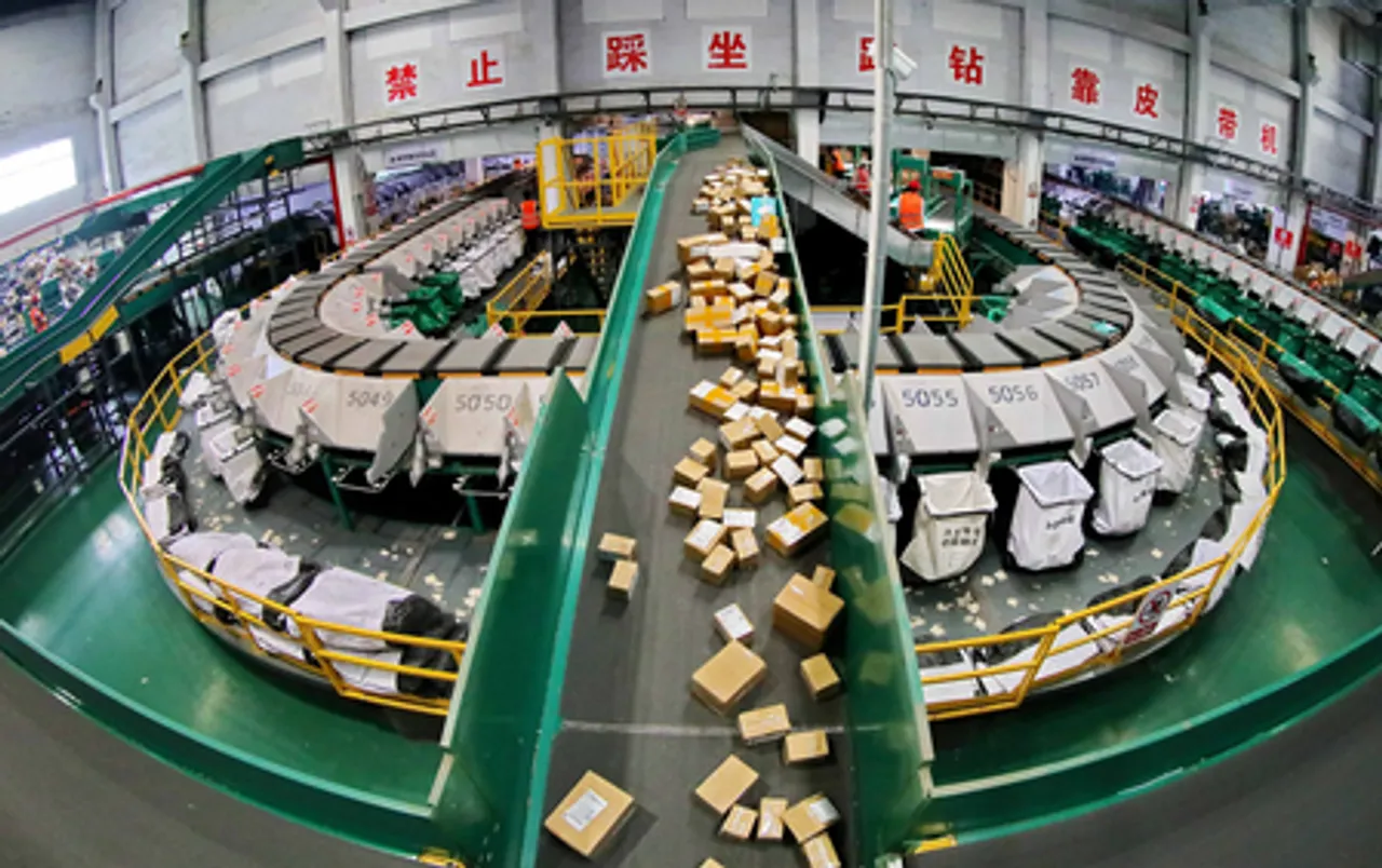 2025 में चीन का डाक-कूरियर उद्योग नए रिकॉर्ड पर पहुंचा