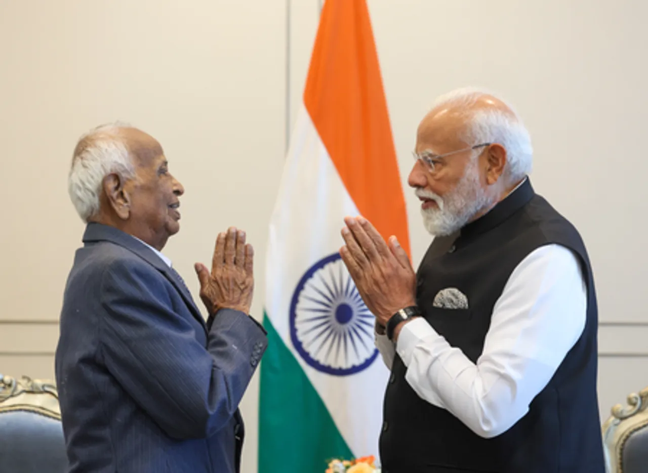 PM Modi meets INA veteran in Malaysia, calls interaction ‘inspiring’