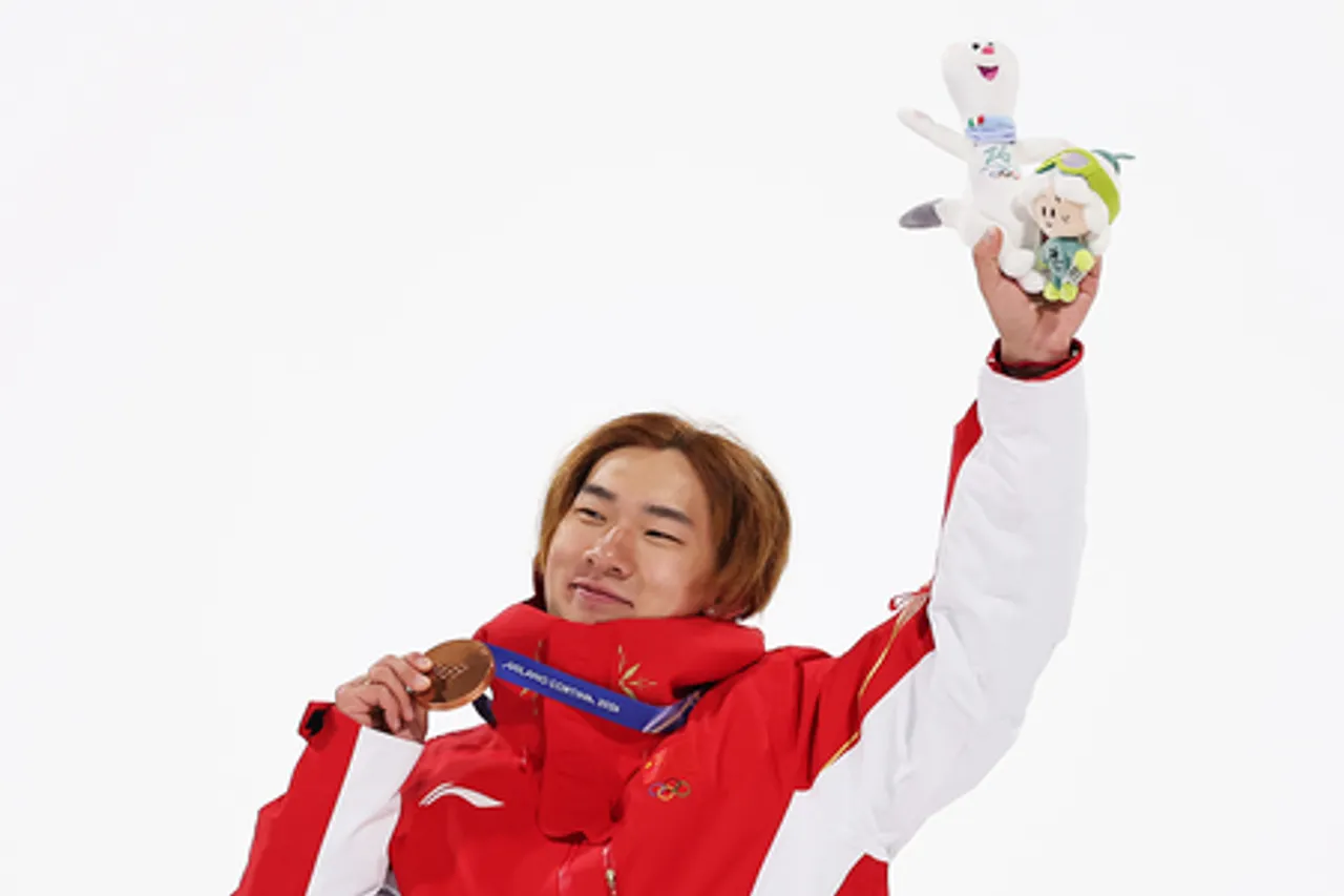 मिलान-कोरटिना शीतकालीन ओलंपिक में सू यीमिंग ने चीनी प्रतिनिधिमंडल का पहला पदक जीता