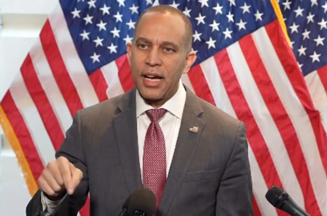 Jeffries warns on ICE actions, election rules as US tensions rise
