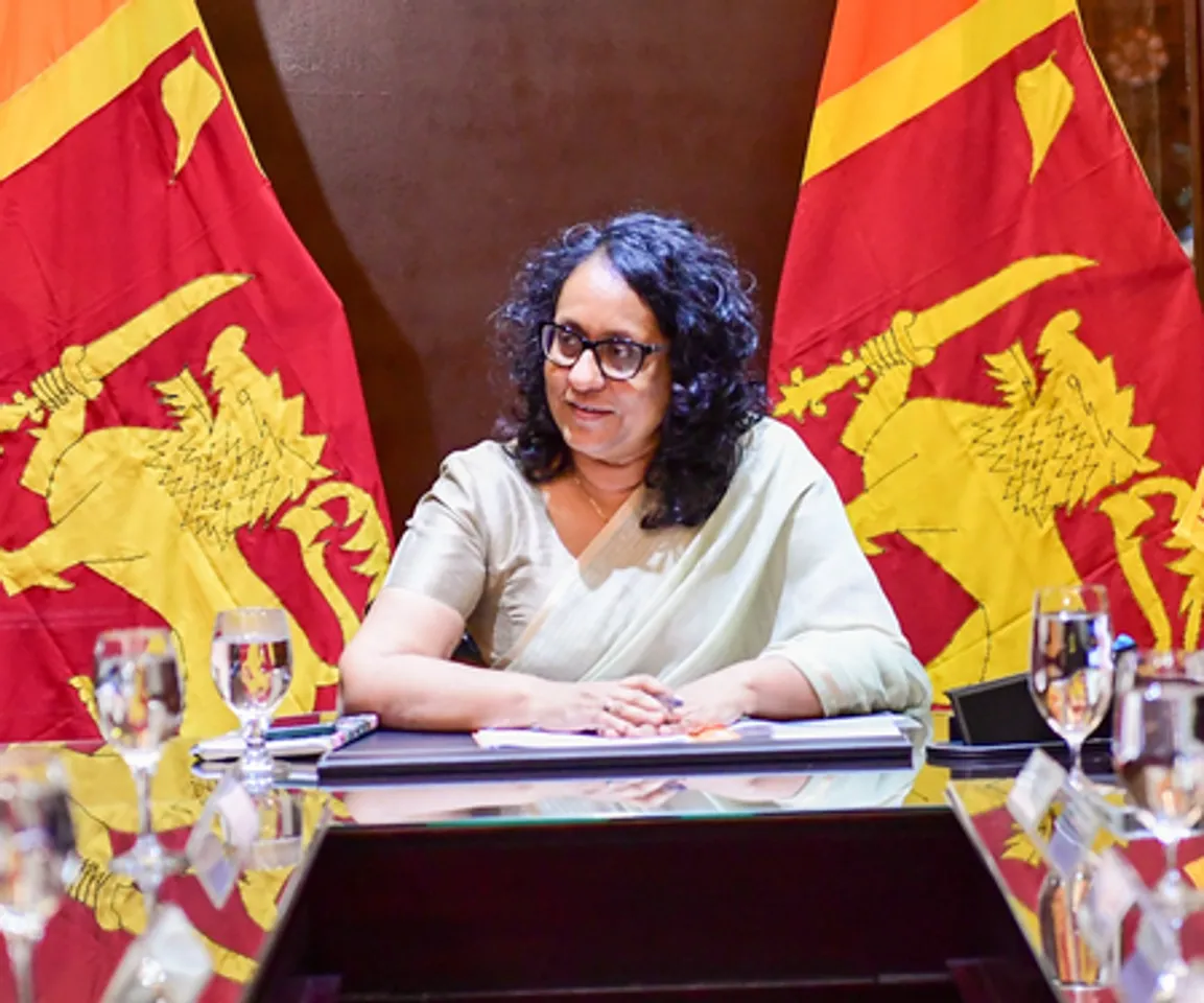 Sri Lanka: Mahatma Gandhi Scholarships awarded to 300 students from all 25 districts