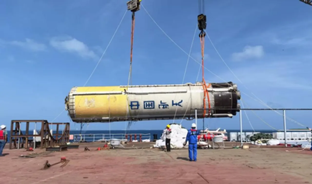 लॉन्ग मार्च-10 रॉकेट का प्रथम चरण समुद्र से सफलतापूर्वक बरामद