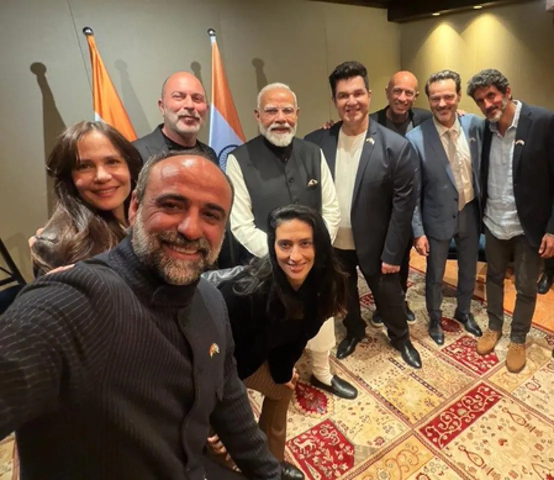 PM Modi Selfie With Fauda Stars