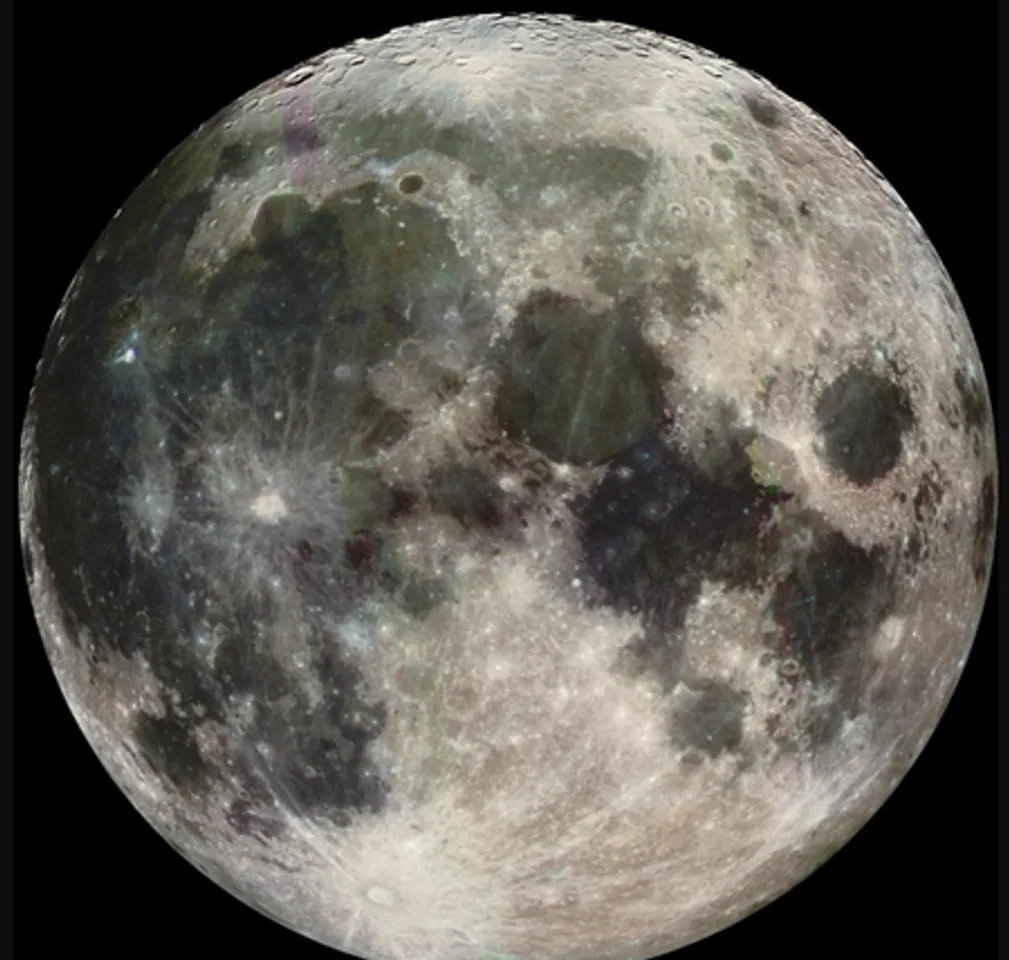 चांद का रहस्यमयी भ्रम : क्षितिज पर क्यों दिखता है बड़ा, रंगों में भी अंतर