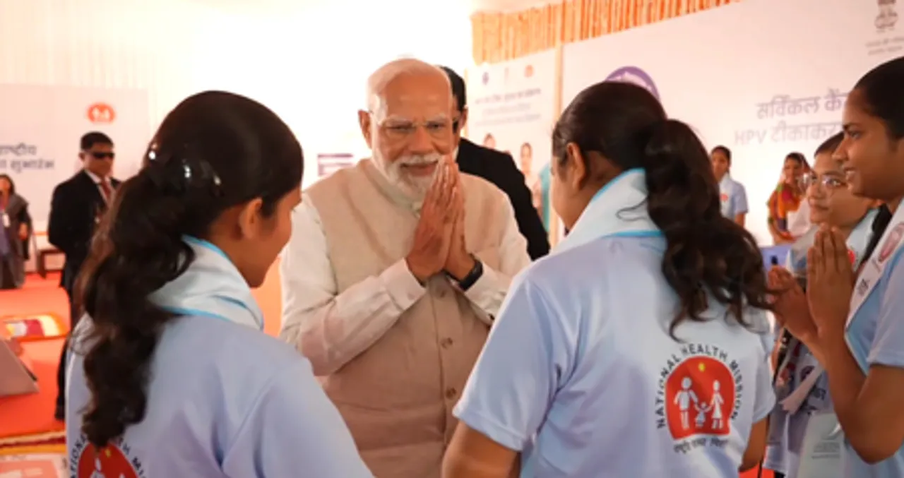 एचपीवी टीका लगवा चुकी युवतियों से पीएम मोदी ने की बात, बताया टीकाकरण अभियान का ब्रांड एंबेसडर