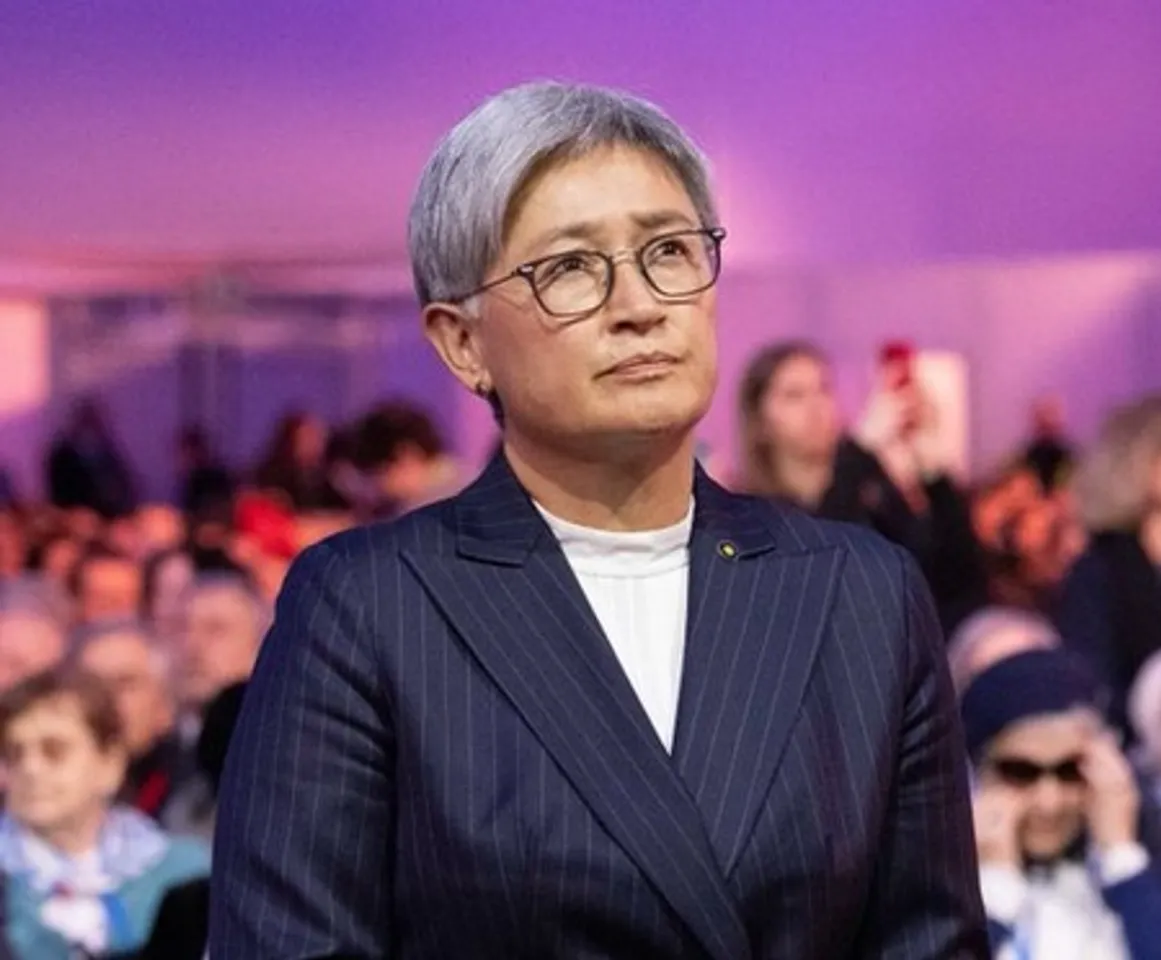 Australian FM says 115,000 citizens stranded in Middle East