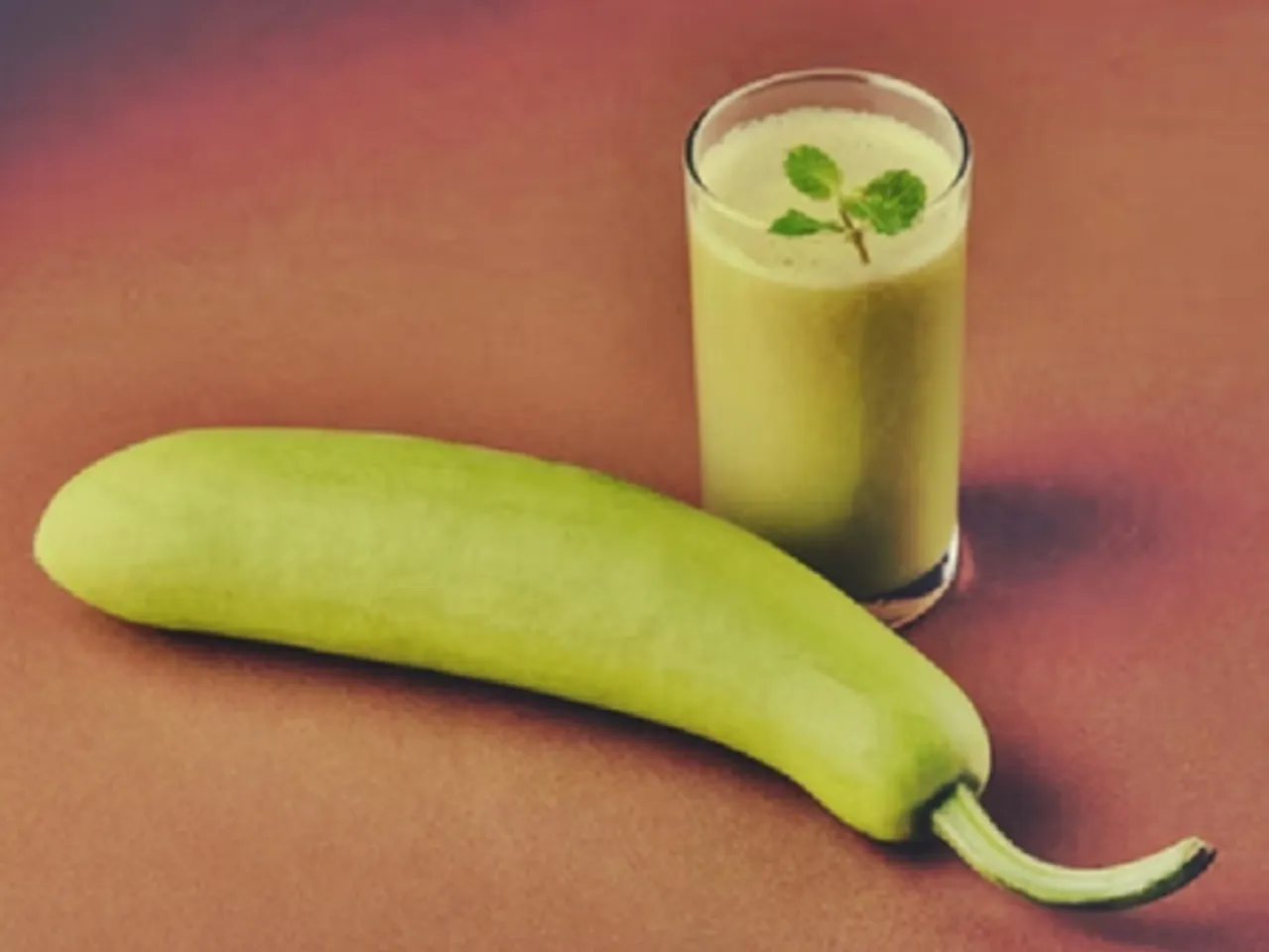 गर्मियों में अमृत है लौकी का जूस, जान लें बस सेवन का सही तरीका