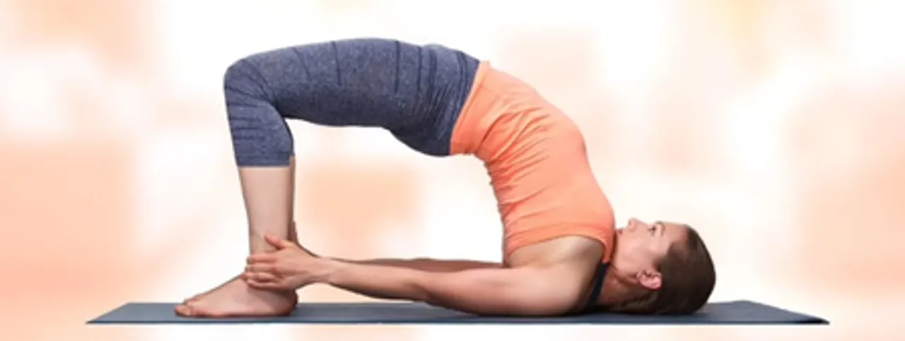 जोड़ों का दर्द और थकान? आज ही अपनी दिनचर्या में शामिल करें 'ब्रिज पोज'