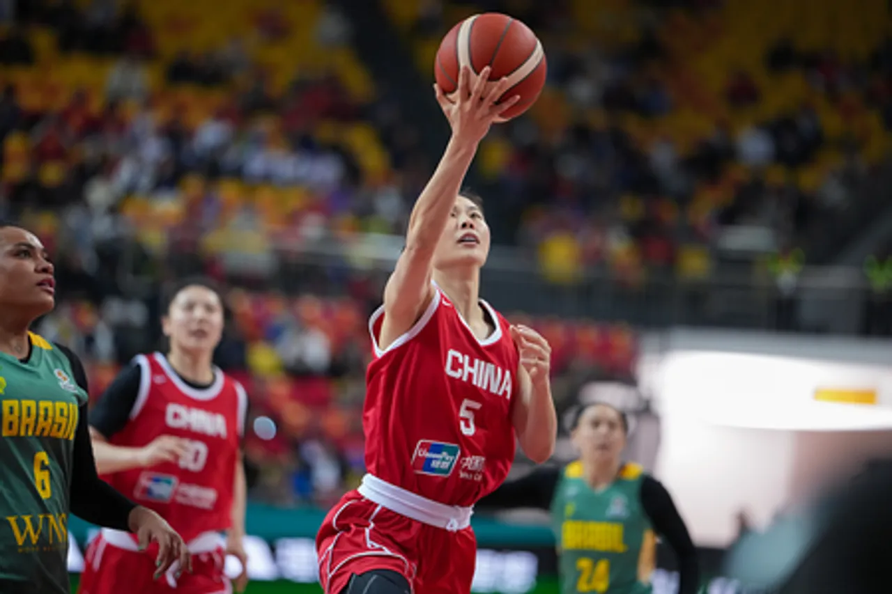 चीनी महिला बास्केटबॉल टीम ने अभ्यास मैच में ब्राजील को हराया