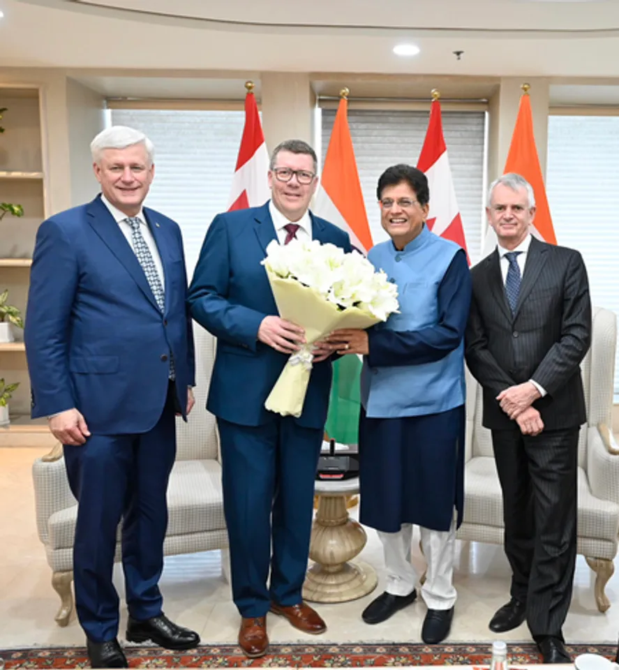 पीयूष गोयल ने कनाडा के पूर्व प्रधानमंत्री स्टीफन हार्पर से मुलाकात की, आर्थिक साझेदारी को मजबूत करने पर हुई चर्चा