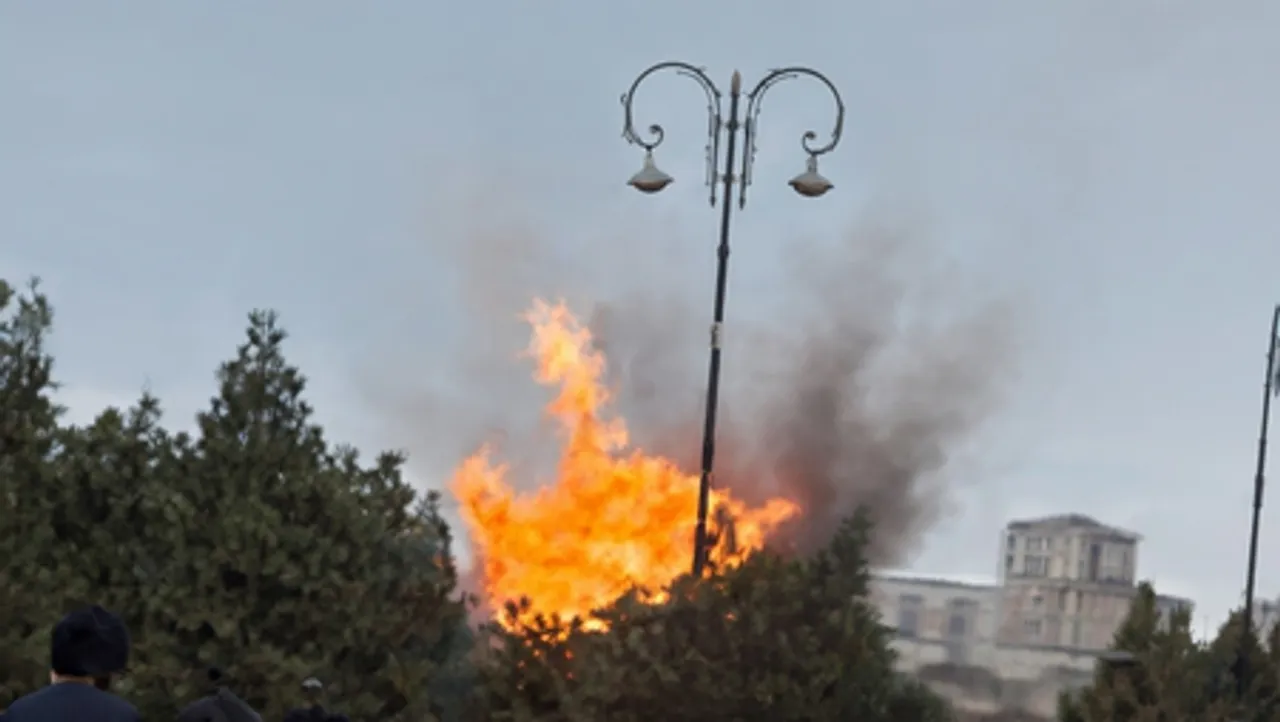 Azerbaijan Opens Iran Border