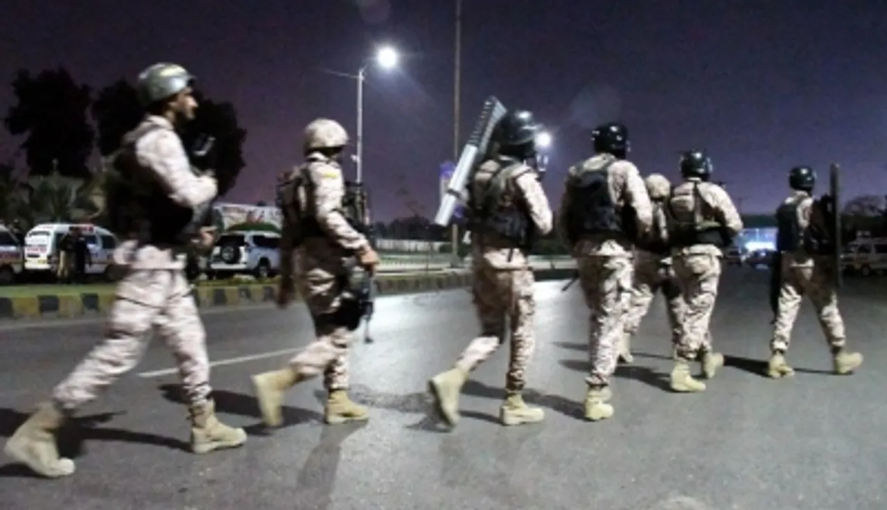 Karachi, Pakistan,Pakistani security forces,terrorist,police building in Karachi,